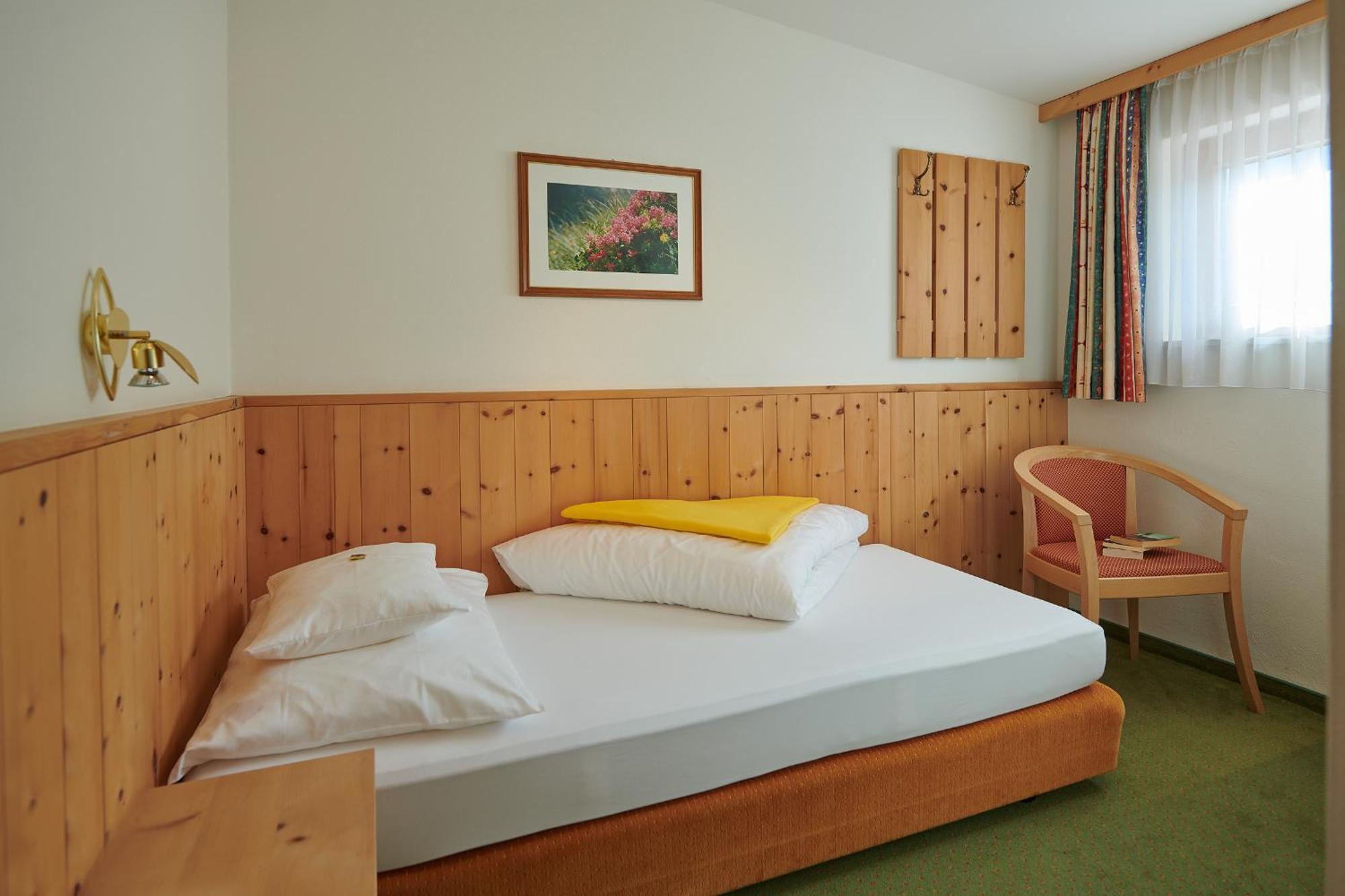 Hotel Appartement Roggal เลคอัมอาร์ลแบร์ก ภายนอก รูปภาพ