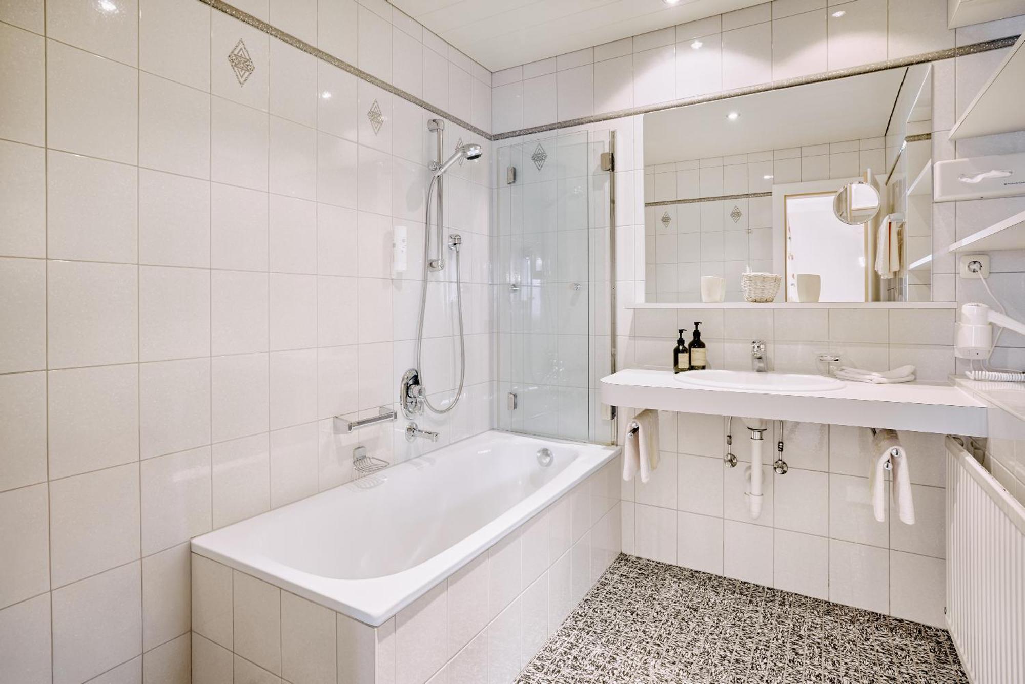 Hotel Appartement Roggal เลคอัมอาร์ลแบร์ก ภายนอก รูปภาพ