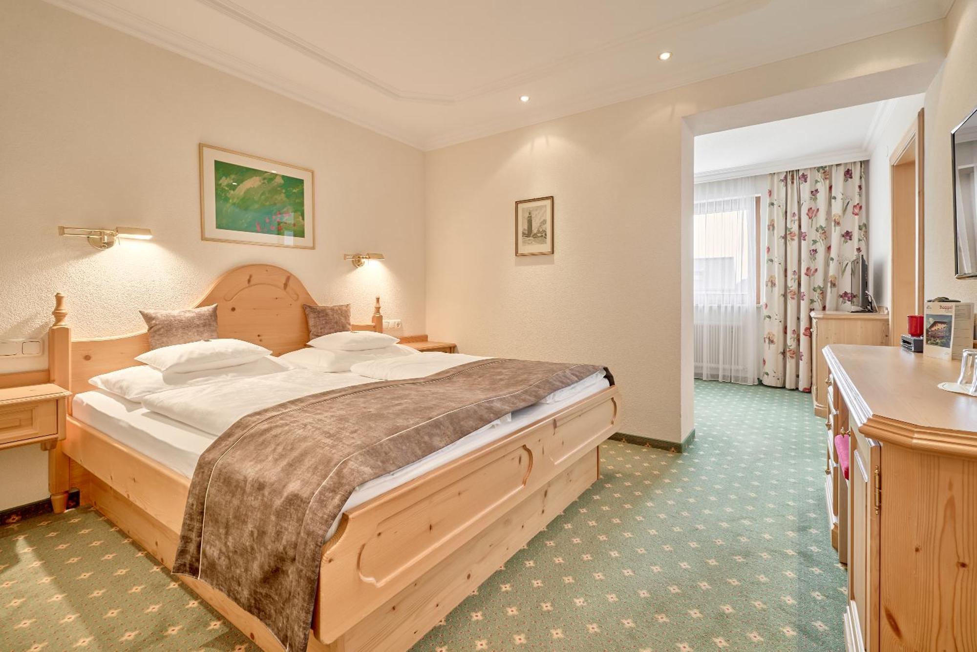 Hotel Appartement Roggal เลคอัมอาร์ลแบร์ก ภายนอก รูปภาพ